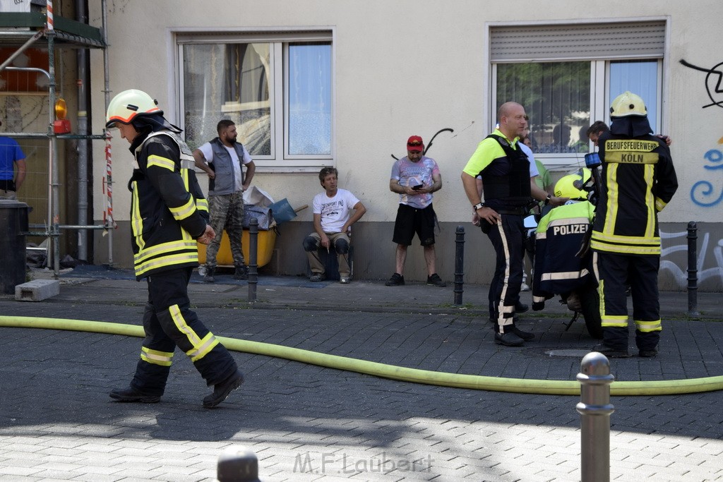 Explo Feuer 2 Koeln Kalk Hoefestr P063.JPG - Miklos Laubert